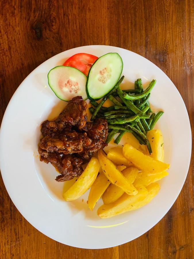 Babylon Lodge Marangu Ngoại thất bức ảnh