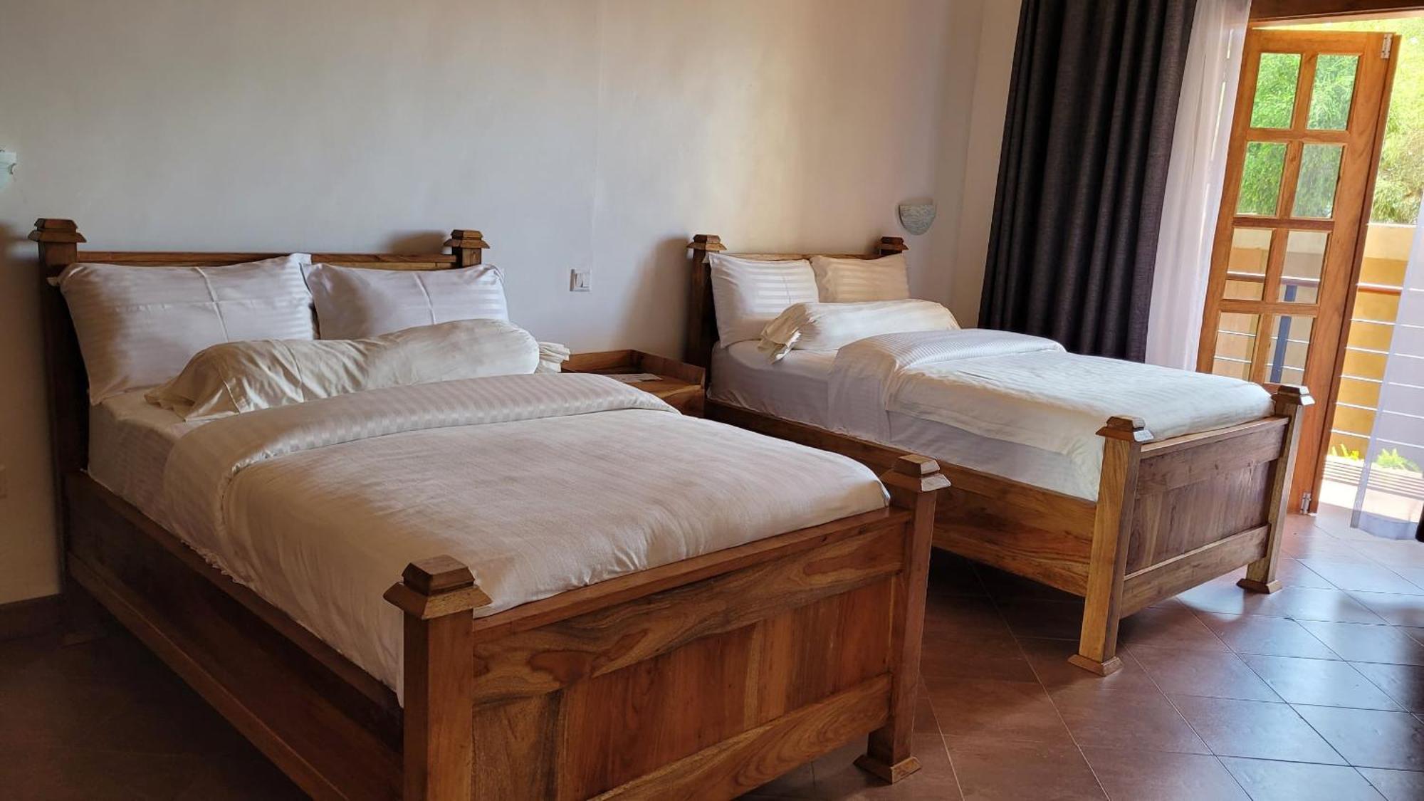 Babylon Lodge Marangu Ngoại thất bức ảnh