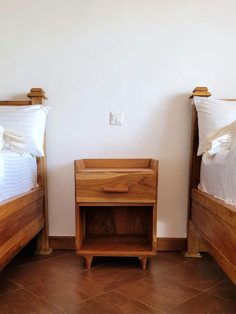Babylon Lodge Marangu Ngoại thất bức ảnh