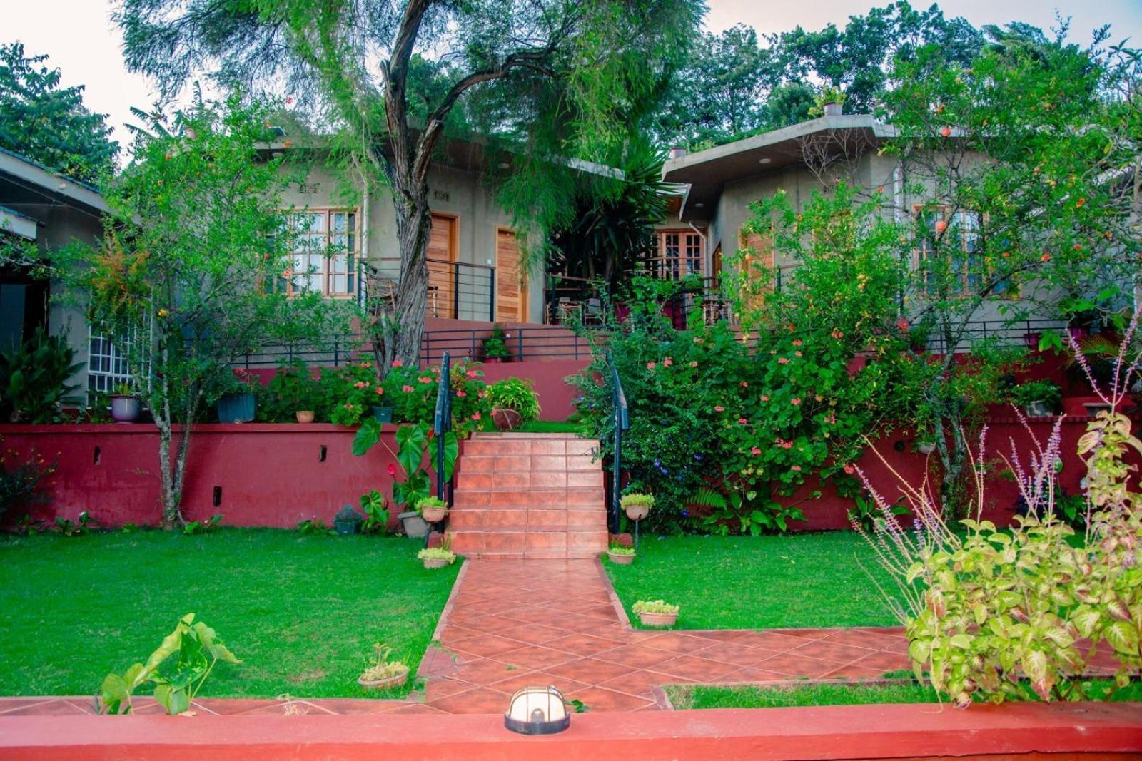 Babylon Lodge Marangu Ngoại thất bức ảnh