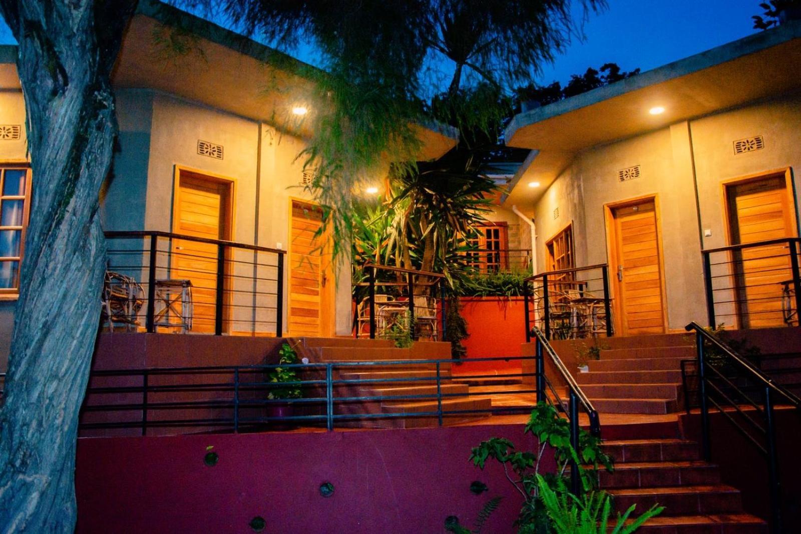 Babylon Lodge Marangu Ngoại thất bức ảnh